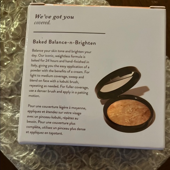 Laura Geller Color Correcting Foundation Medium - Picture 4 of 4